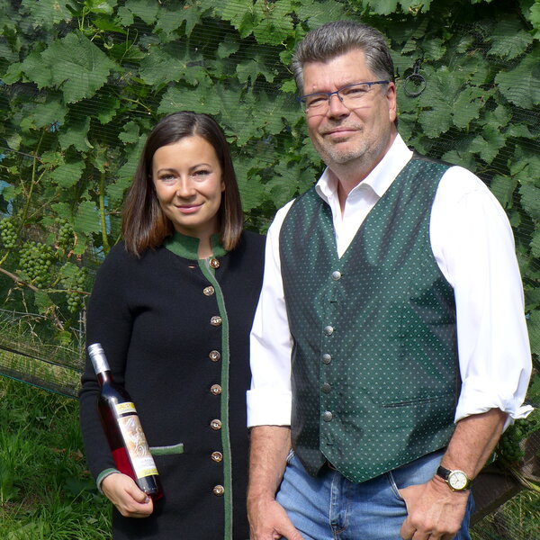 Dr. Norbert Hess & Lisa-Maria Jauk-Wieser, Winzer von Jauk-Wieser